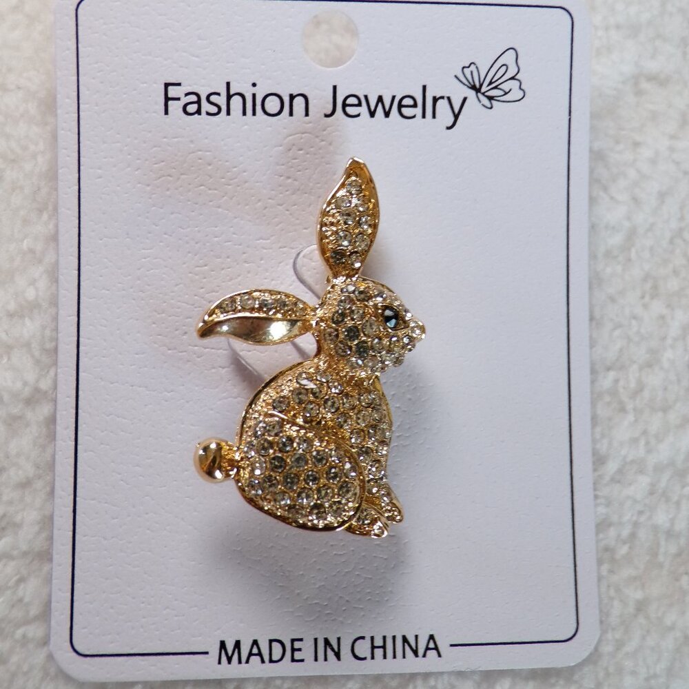 Lovely Rhinestone Rabbit Gold Brooch 2 1/4" - Picture 10 of 10